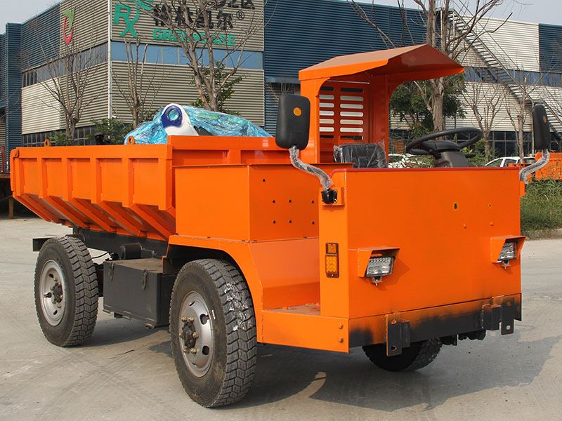 CSQ-4T電動(dòng)礦用運(yùn)輸車(chē)